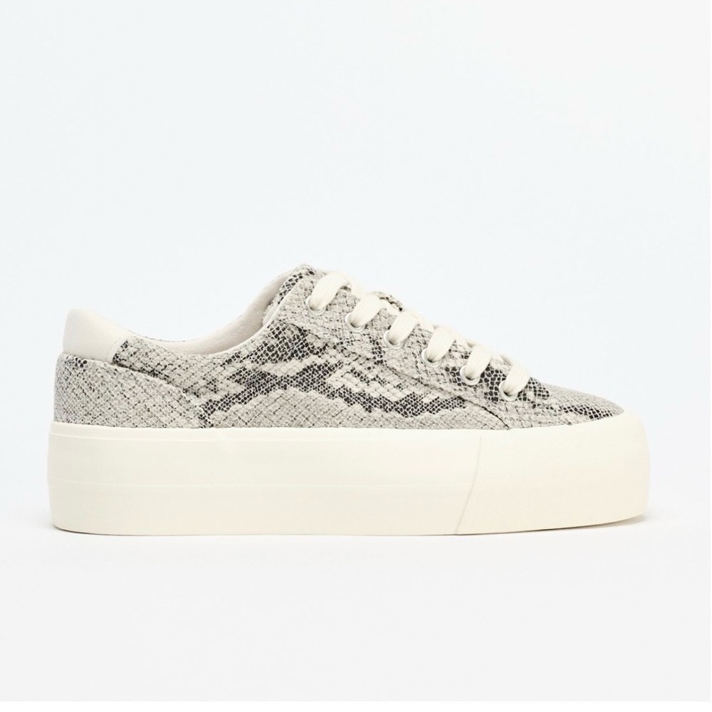 ZARA - Snake Skin Sneakers with Lug Sole - Size EUR 36 (US 5.5-6)